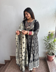 Heritage Mirrorwork Suit Set