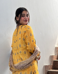 Gulnaar Grace Suit